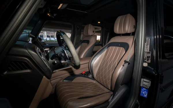 Mercedes G63 AMG (Black), 2023