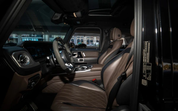 Mercedes G63 AMG (Black), 2023