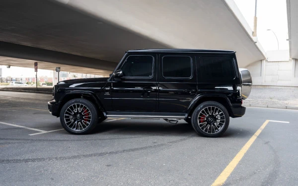 مرسيدس G63 AMG (أسود), 2025