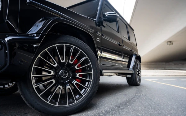 مرسيدس G63 AMG (أسود), 2025