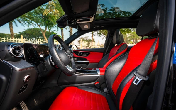 Mercedes GLC 200 SUV (Black), 2024