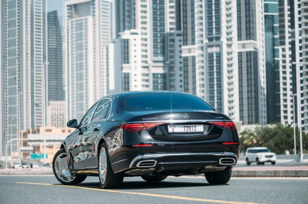 Mercedes Maybach S580 (Black), 2023