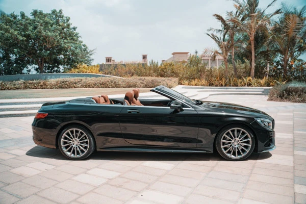 Mercedes S 500 Cabrio (Black), 2018
