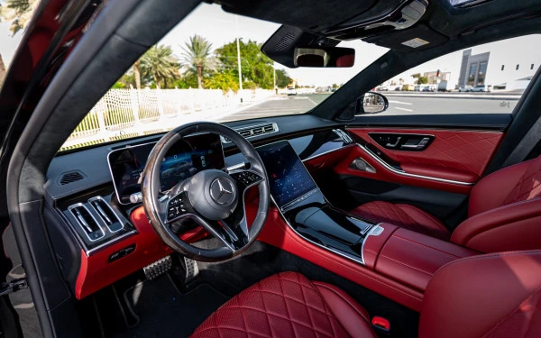 Mercedes S500 (Noir), 2021