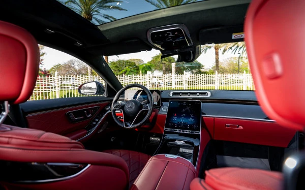 Mercedes S500 (Noir), 2021