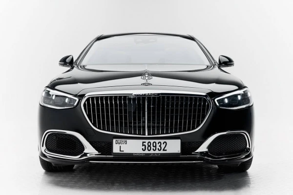 Mercedes S550 Maybach (Negro), 2023