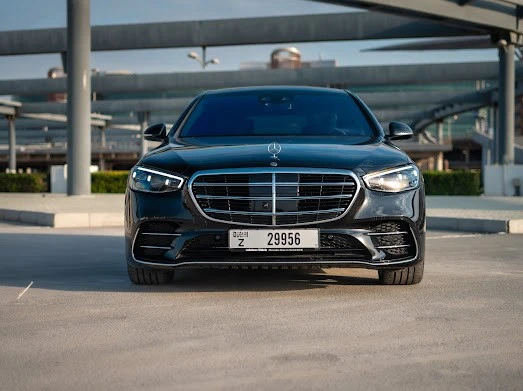 Mercedes S500 (Black), 2022