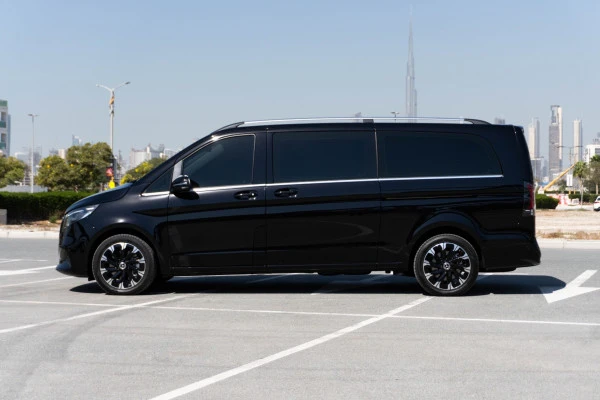 Mercedes V300 Avantgarde Extra Long (Black), 2025