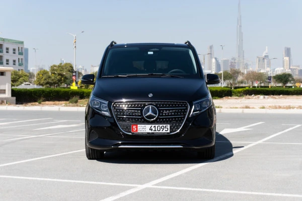 Mercedes V300 Avantgarde Extra Long (Black), 2025