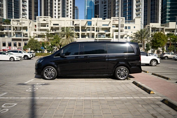 Mercedes V300 Avantgarde Extra Long (Nero), 2025