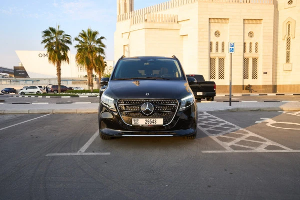 Mercedes V300 Avantgarde Extra Long (Black), 2025