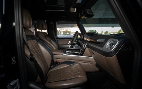 Mercedes V300 Avantgarde Extra Long (Black), 2025