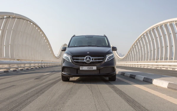 Mercedes V250 (Black), 2023