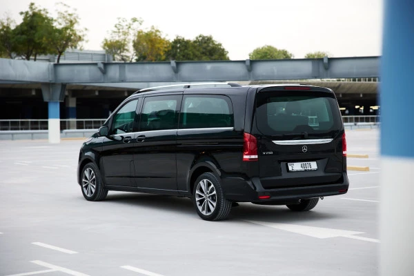 Mercedes V250 (Black), 2023