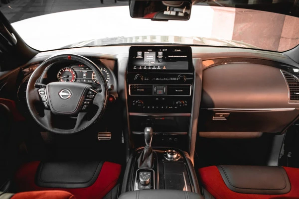 Nissan Patrol Nismo (Black), 2023