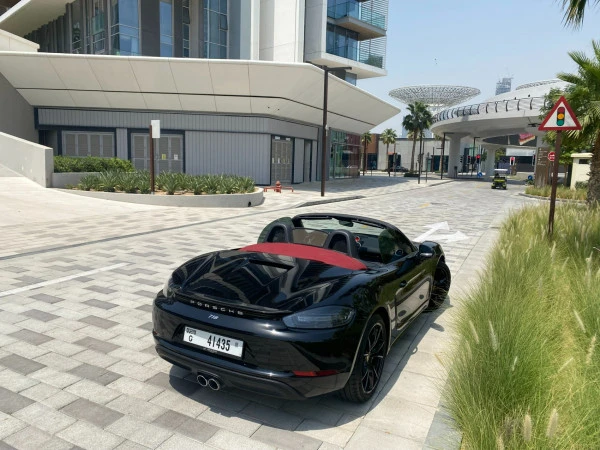 Porsche Boxster 718 (Black), 2022