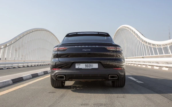 Porsche Cayenne coupe (Black), 2022