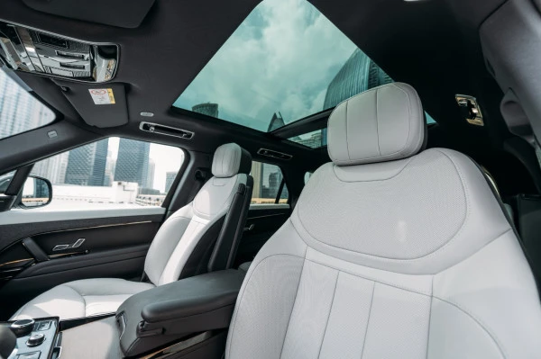 Range Rover Sport NEW SHAPE (Black), 2023
