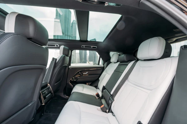 Range Rover Sport NEW SHAPE (Black), 2023