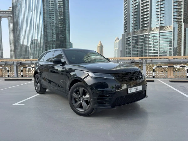Range Rover Velar (Black), 2025