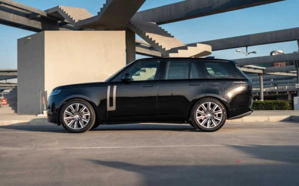 Range Rover Vogue HSE (Black), 2023