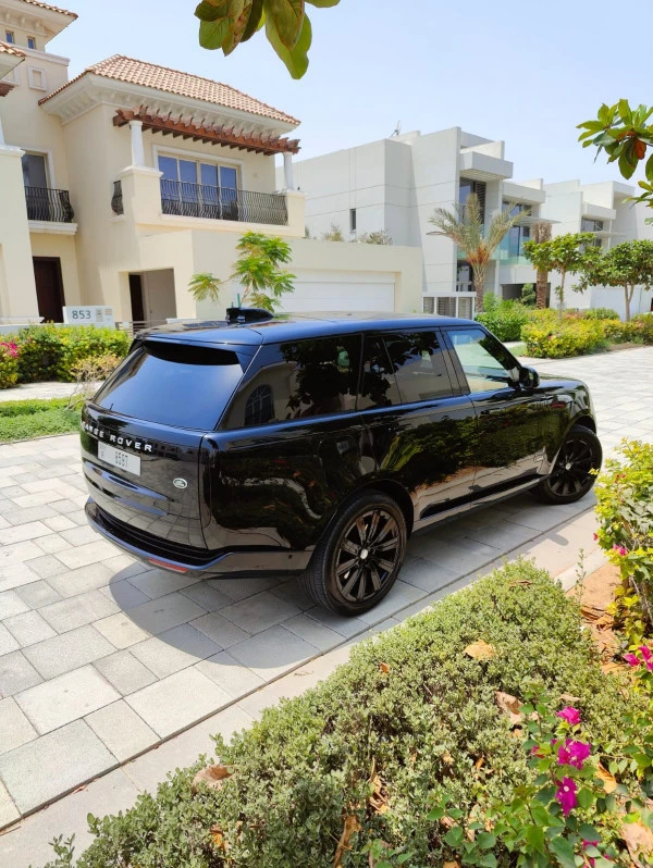 Range Rover Vogue (Black), 2022