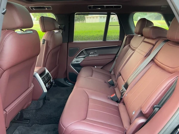 Range Rover Vogue (Schwarz), 2022