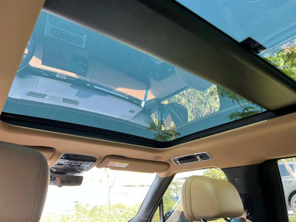 Range Rover Vogue (Schwarz), 2022