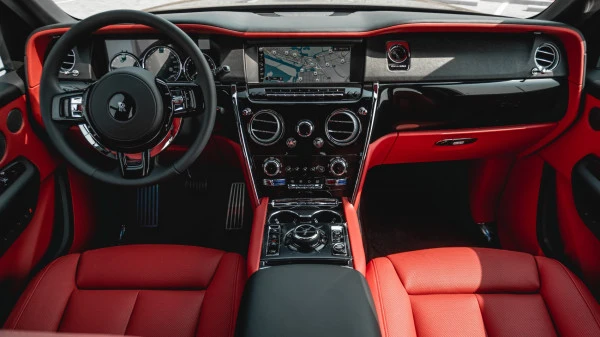Rolls Royce Cullinan (Black), 2023