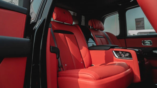 Rolls Royce Cullinan (Black), 2023