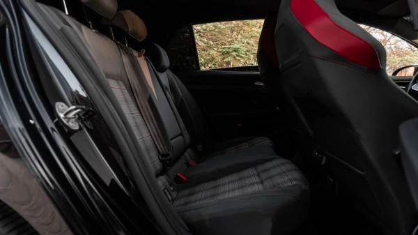 Volkswagen Golf GTI (Black), 2021