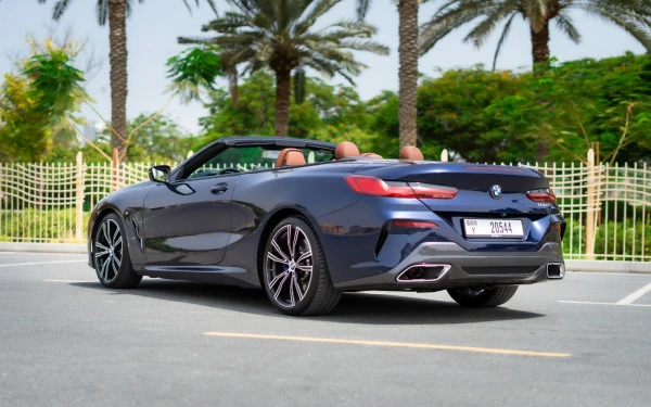 BMW 840i cabrio (Dark Blue), 2021