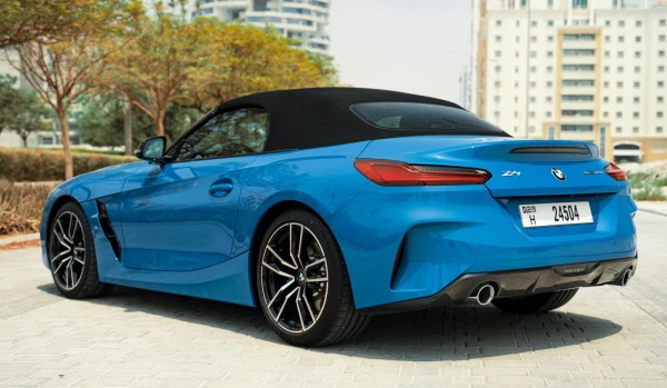 BMW Z4 (Blue), 2021