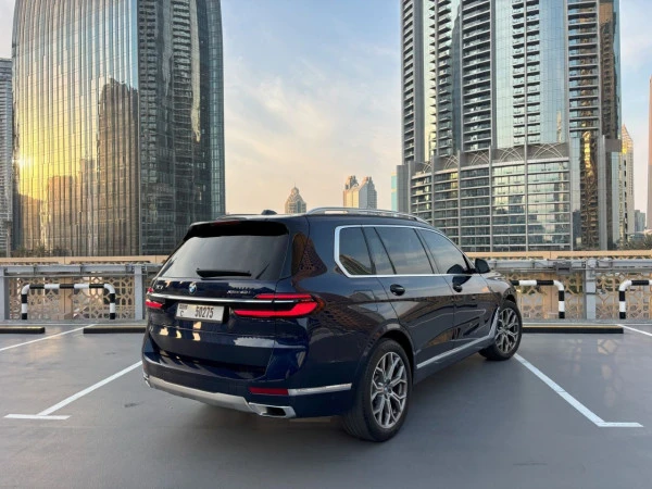 BMW X7 (Blue), 2024