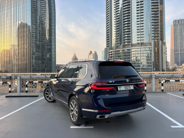 BMW X7 (Blue), 2024