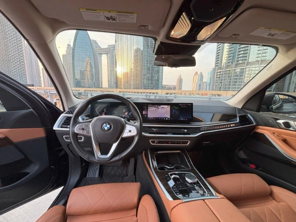 BMW X7 (Blue), 2024