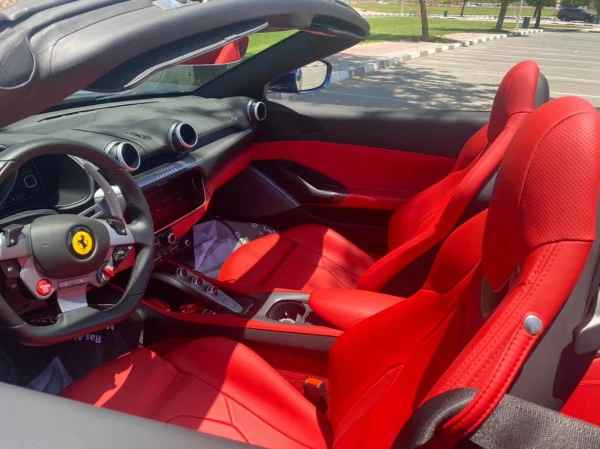 Ferrari Portofino Rosso (Blau), 2020