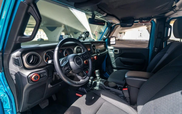 Jeep Wrangler Limited Sport Edition convertible (Blau), 2020