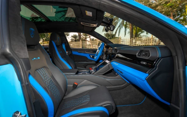 Lamborghini Urus (Blue), 2023