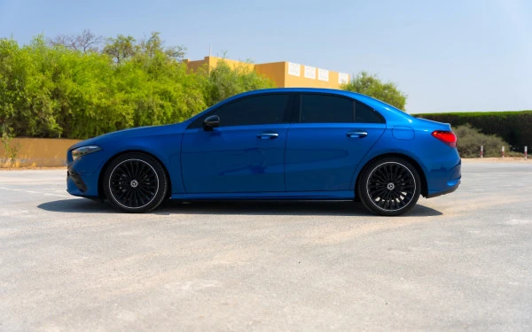 Mercedes A200 (Blue), 2025