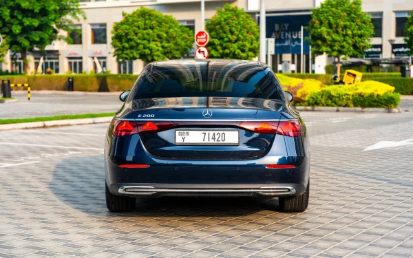 Mercedes E200 (Blue), 2025