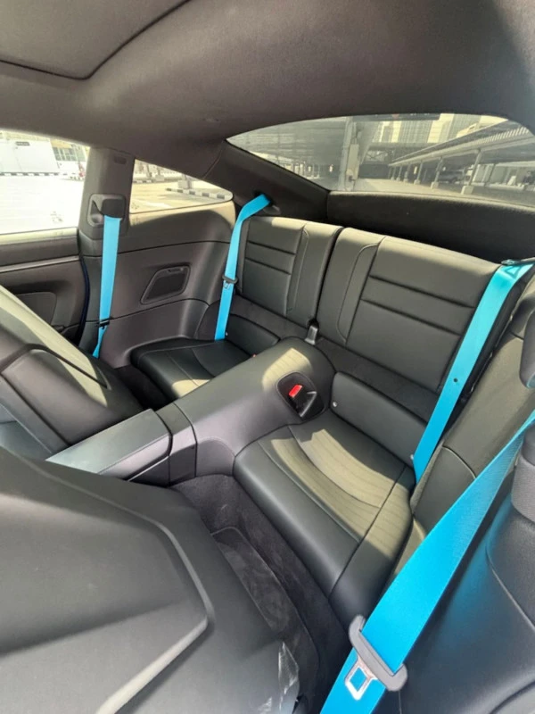 Porsche 911 / Carrera (Blue), 2026