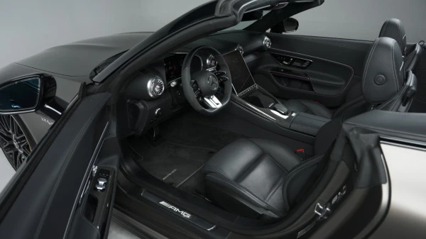 Mercedes SL63 AMG (Bronze), 2022