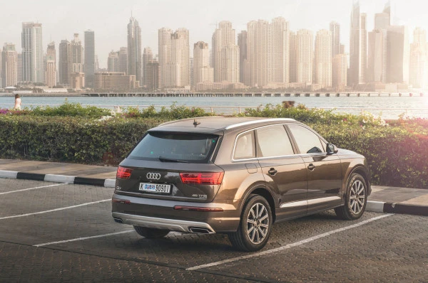 Audi Q7 (Brown), 2018