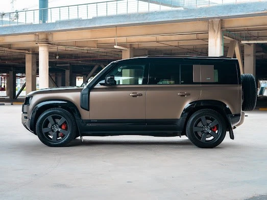 Range Rover Defender V6 X (Braun), 2021