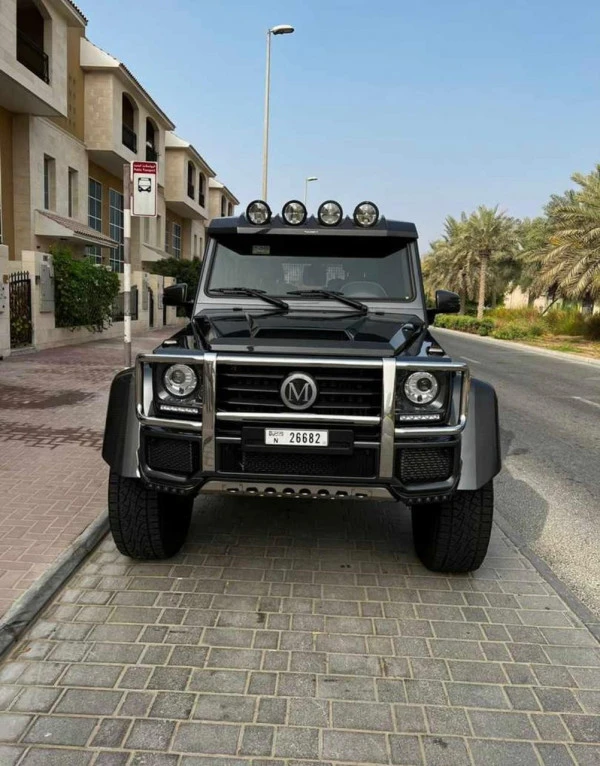 Mercedes G500 4x4 (Dark Grey), 2018