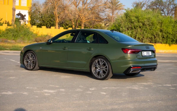 Audi A4 (Green), 2024