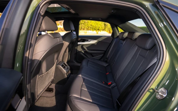 Audi A4 (Green), 2024