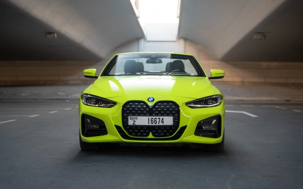 BMW 430i cabrio (Lime Green), 2023