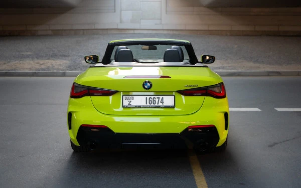 BMW 430i cabrio (Lime Green), 2023
